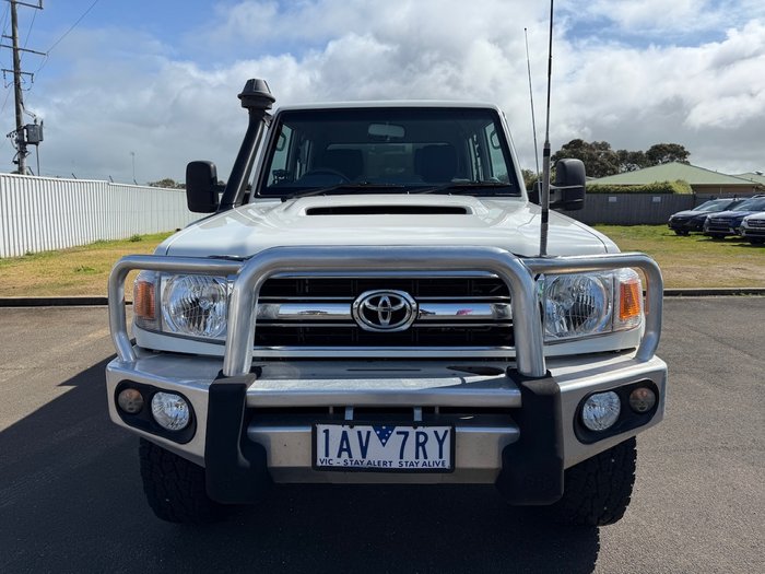 2014 Toyota Landcruiser GXL