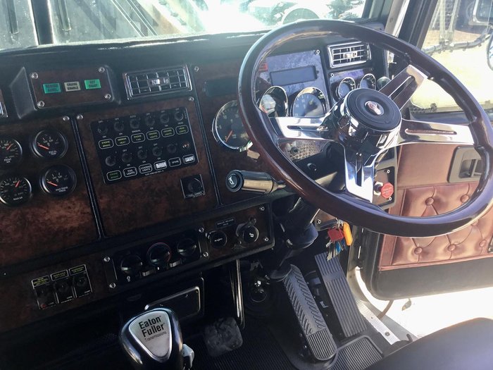 2004 Kenworth T950 Traditional 620Hp Big Cab $198000+Gst Like New T950 TRADITIONAL BIG CAB