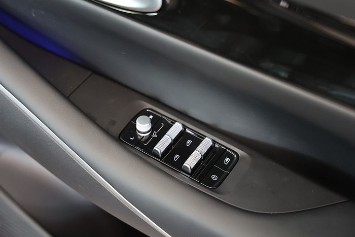 2026 Geely Starray Em-i