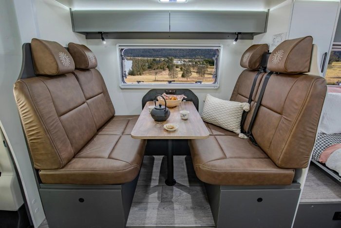 2025 Avida Birdsville Lx