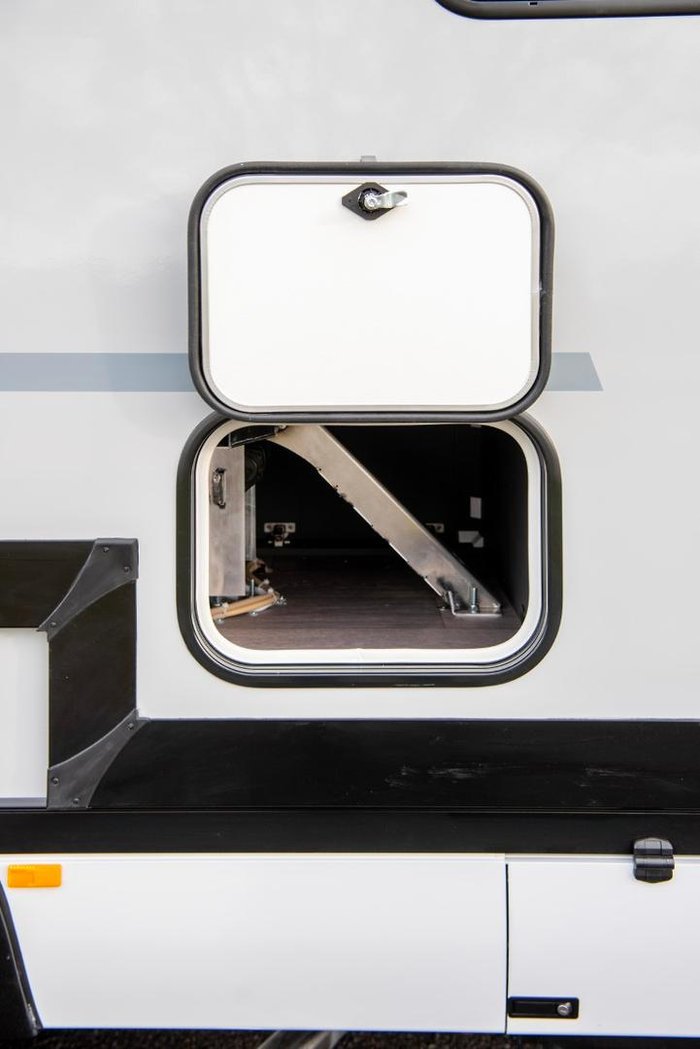 2025 Avida Birdsville Lx