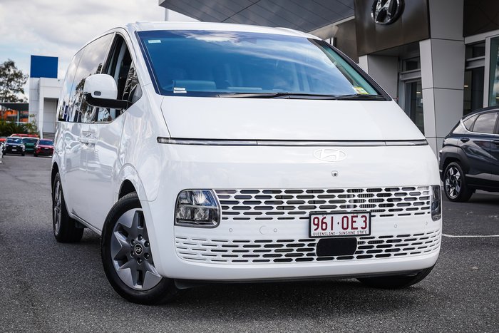 2025 Hyundai STARIA