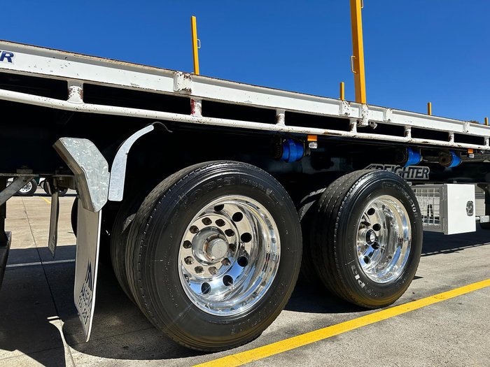 2018 Maxitrans St2 Tadem Axle Semi Moffet 