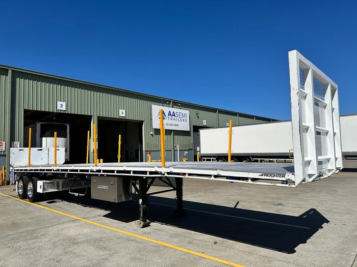 2018 Maxitrans St2 Tadem Axle Semi Moffet 