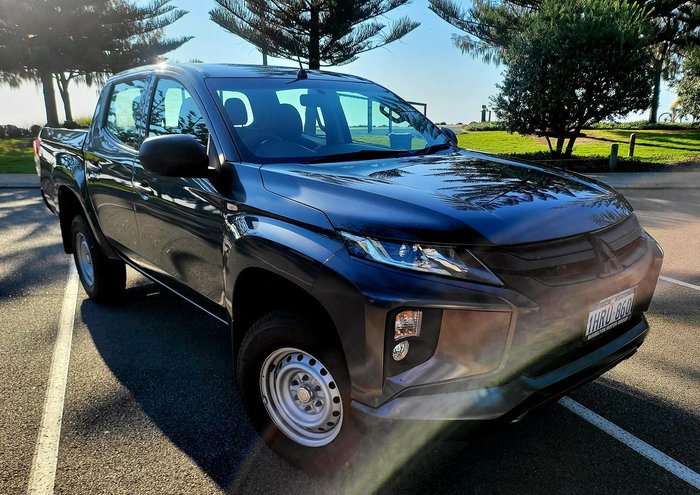 2019 Mitsubishi Triton GLX