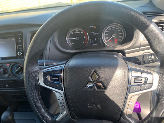 2019 Mitsubishi Triton GLX