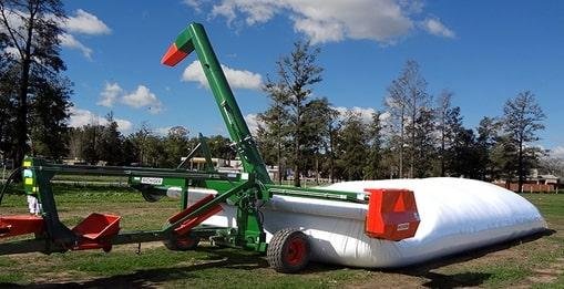 0 RICHIGER E6910 GRAIN BAG UNLOADER Green