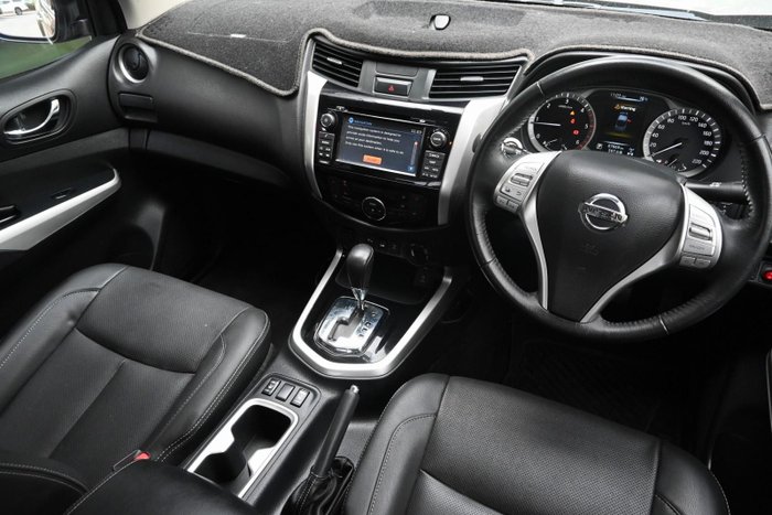 2018 Nissan Navara ST-X