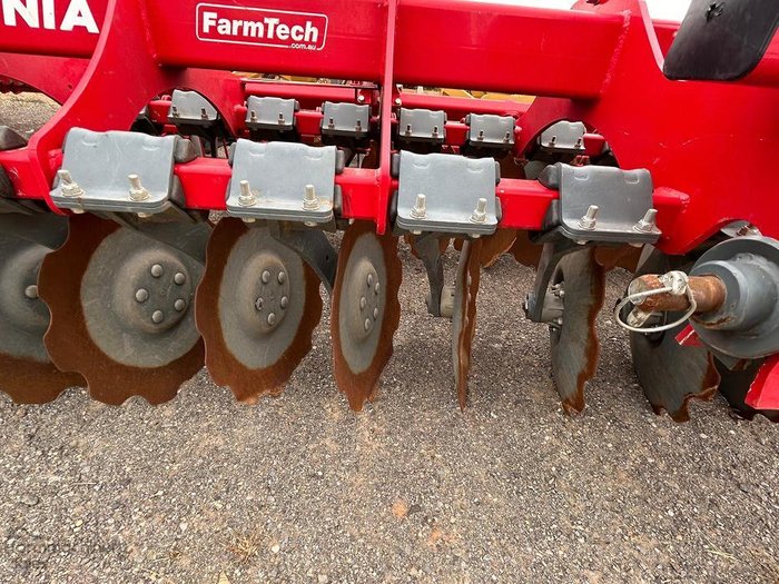 2022 Unia Ares Xl 4 Red