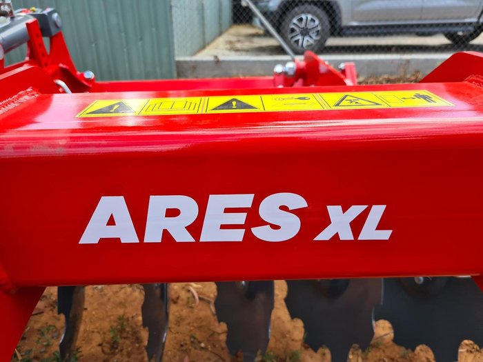 2022 Unia Ares Xl 4 Red