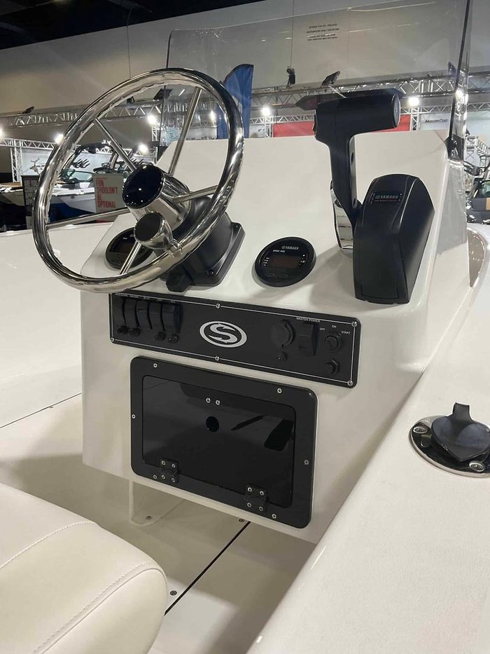 2022 Sportsman Boats Island Reef 17