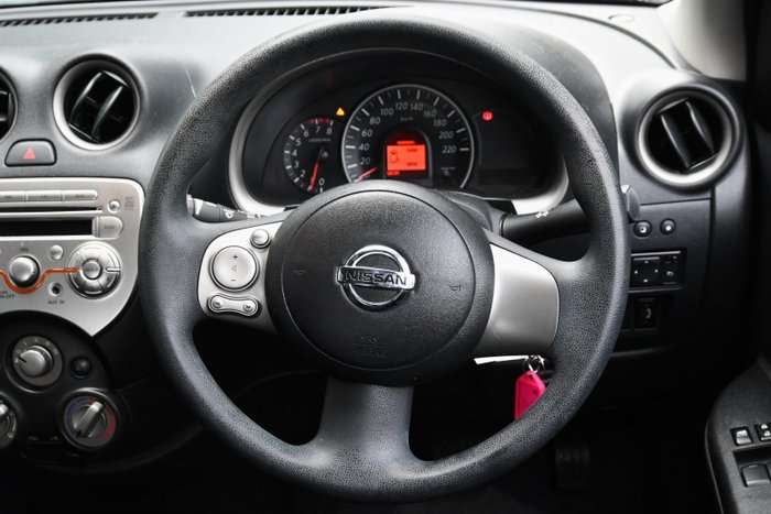 2013 Nissan Micra ST