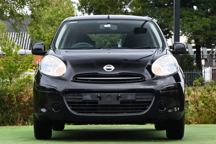 2013 Nissan Micra ST