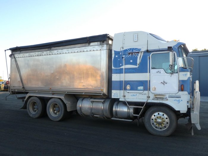 1998 Kenworth K100g
