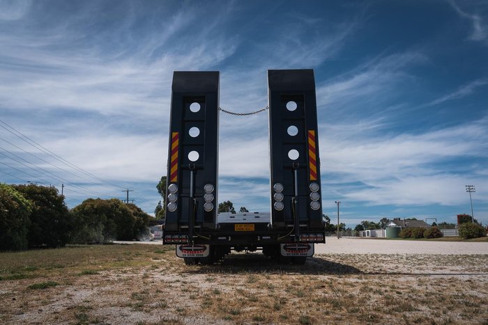 2025 Beavertail Tri Axle Seamless Tag Trailer