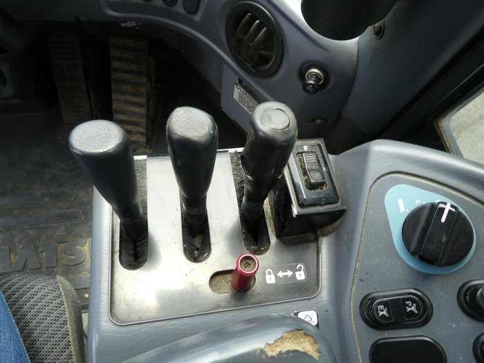 2011 Komatsu Wa380-6