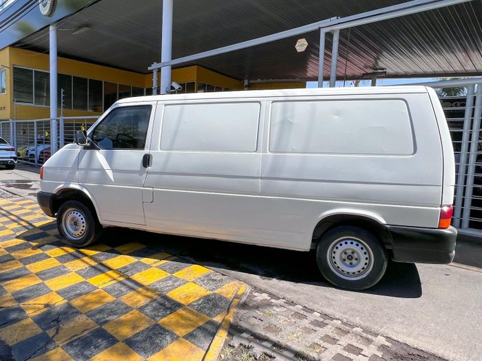 2003 Volkswagen Van AC Ventanas