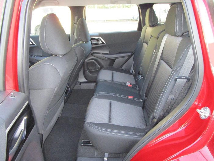 2022 Mitsubishi Outlander ES