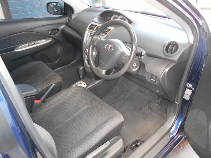 2008 TOYOTA YARIS YRS