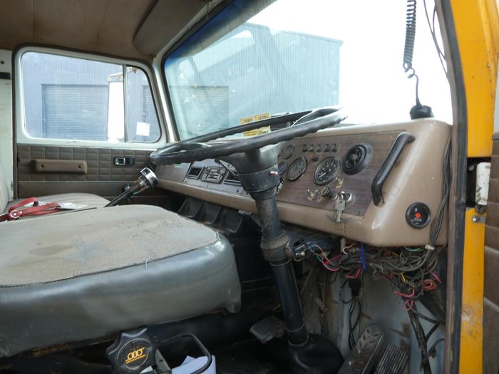 1987 International Acco 1950D 12000L 6X4 YELLOW