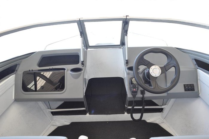 2026 QUINTREX 481 Fishabout