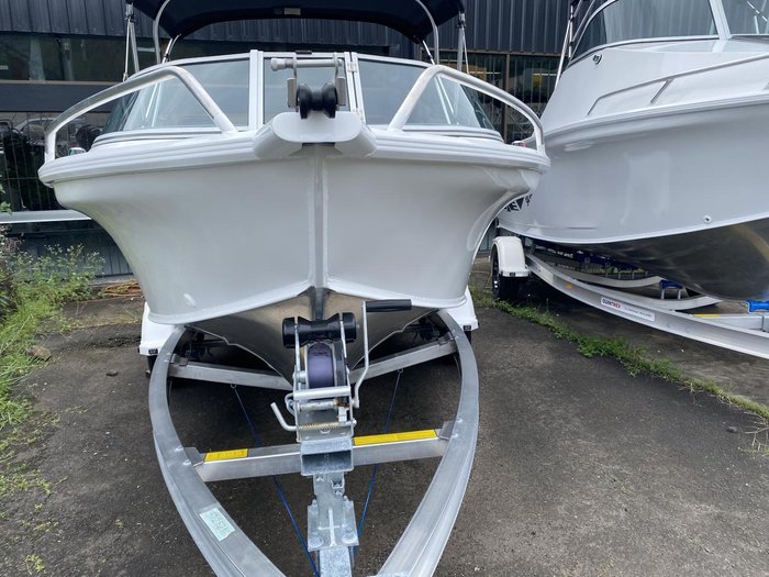 2026 QUINTREX 450 Fishabout