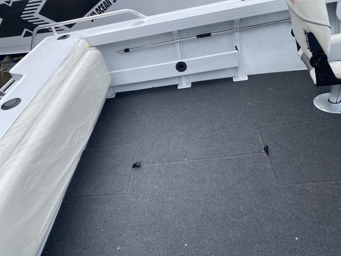 2026 QUINTREX 450 Fishabout