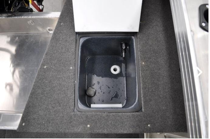 2026 QUINTREX 420 Renegade TS