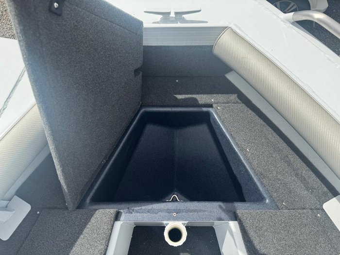 2025 Stacer 449 Crossfire SC