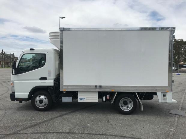 2024 Fuso Canter 515 White