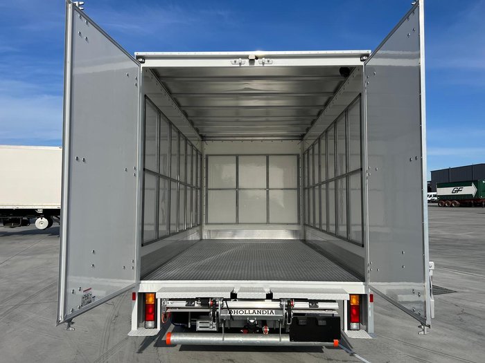 2024 Fuso Canter 515 White