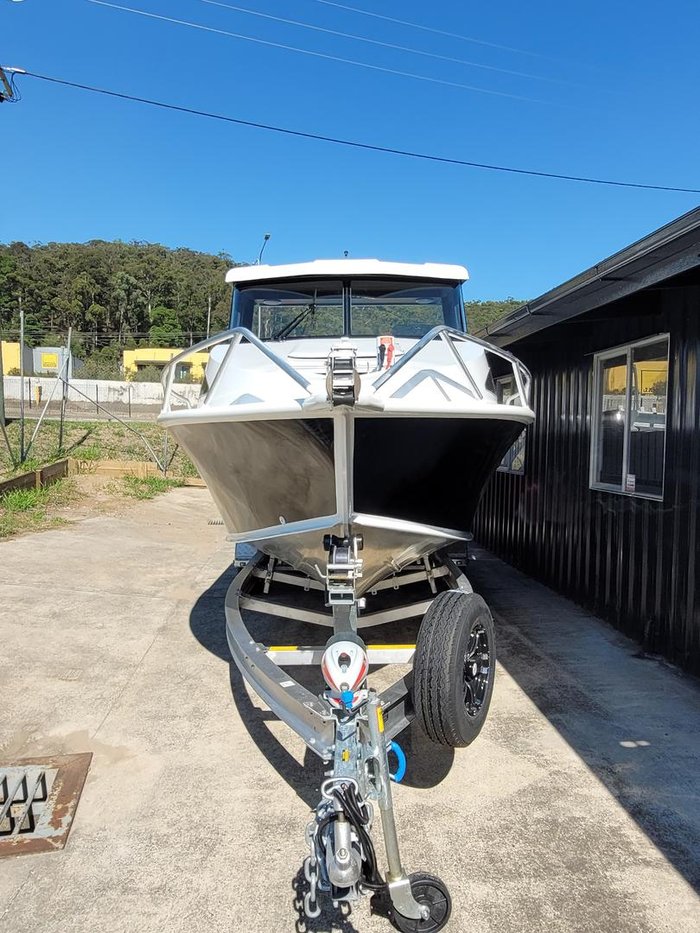 2024 QUINTREX 690 Trident HT