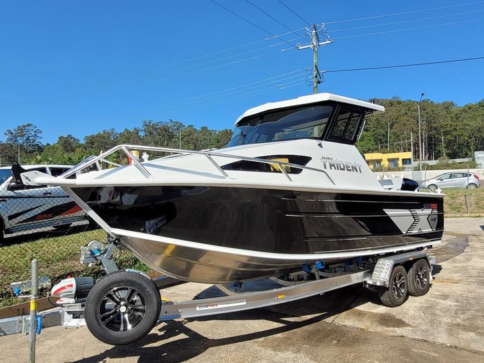 2024 QUINTREX 690 Trident HT