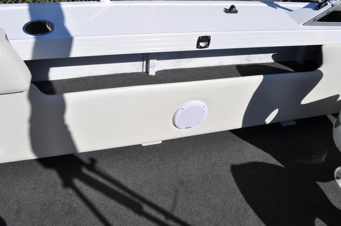 2025 QUINTREX 590 Cruiseabout