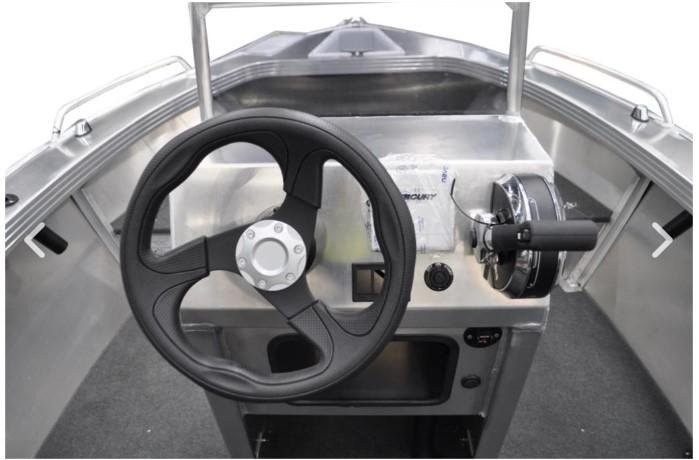 2025 QUINTREX 530 Renegade CC