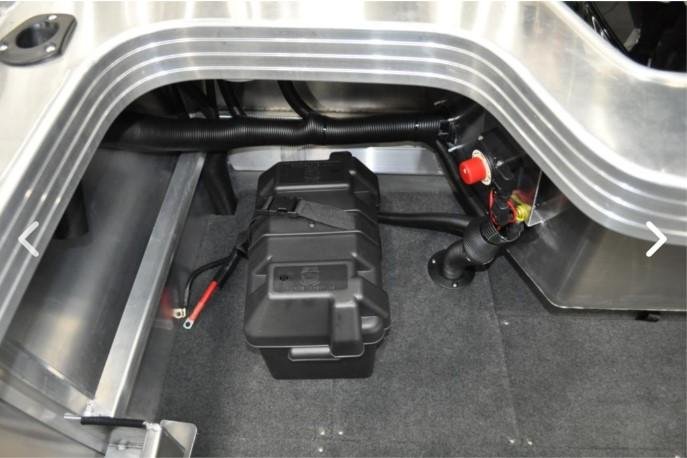 2025 QUINTREX 530 Renegade CC