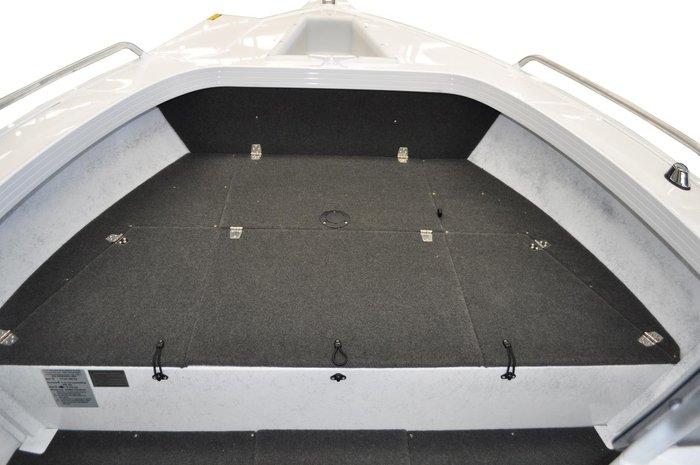 2026 QUINTREX 490 Renegade CC