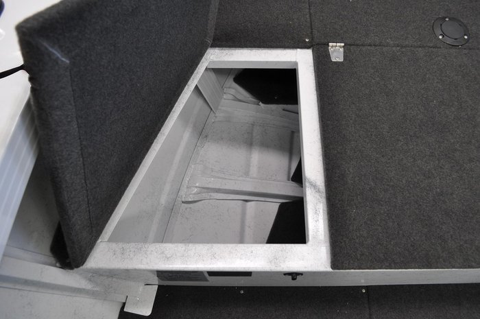 2026 QUINTREX 490 Renegade CC