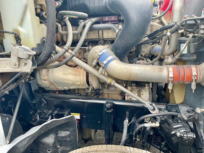 2014 Freightliner Coronado 106 Big Cab $105000 Inc Gst As Traded FREIGHTLINER CORONADO SILVER