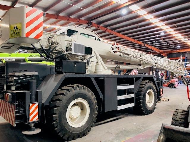 0 Stonestar Brand New Rough Terrain Rt30t white