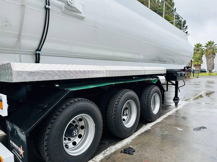 2026 Stonestar New Sewage Tip Hoist Tank  Trailer 26000Lt With Italy Pump