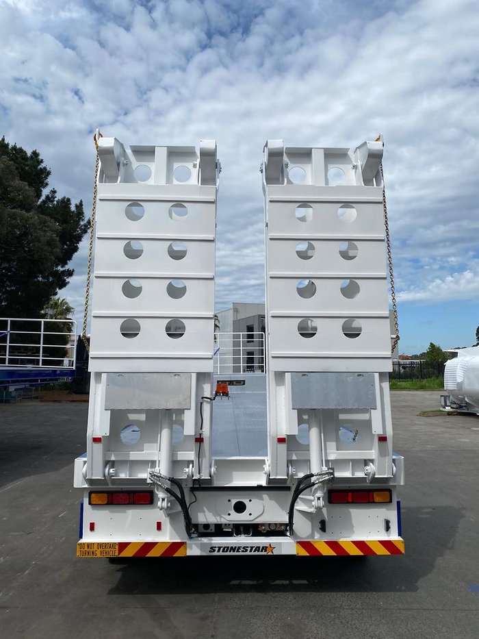 2026 Stonestar Drop Deck