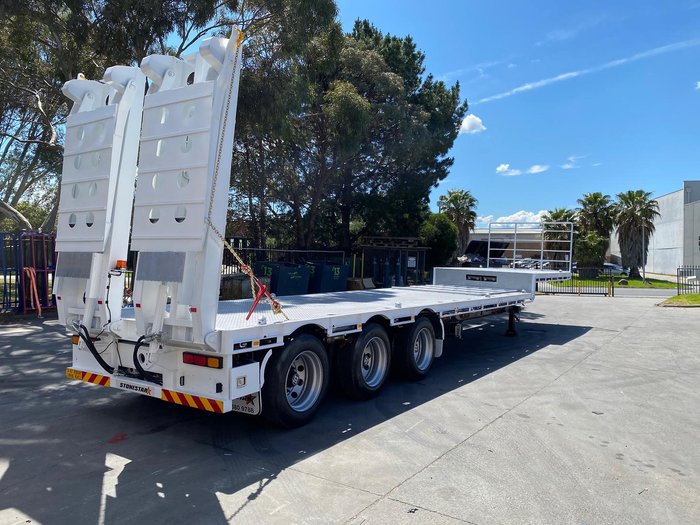 2026 Stonestar Drop Deck