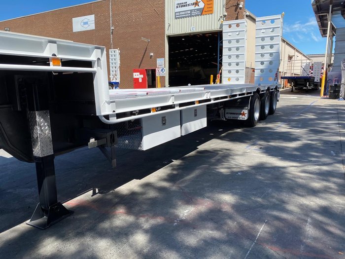 2026 Stonestar Drop Deck