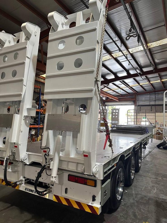 2026 Stonestar Drop Deck