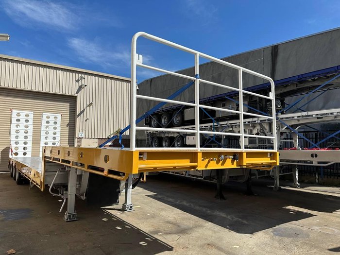  Stonestar Tri Axle Widener 