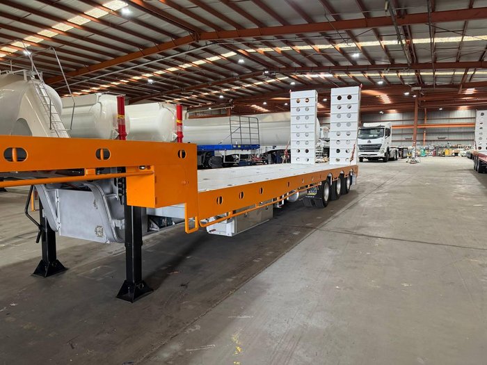 Stonestar Tri Axle Widener