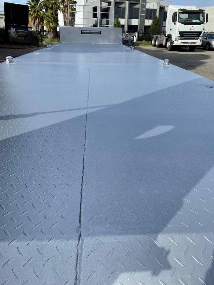 2025 Stonestar Drop Deck 45Ft Low Loader 2.5Mw-3.2Mw Red