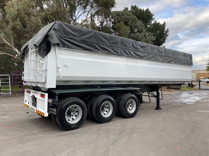 2025 Stonestar 32X4 Ft Gravel Tipper white