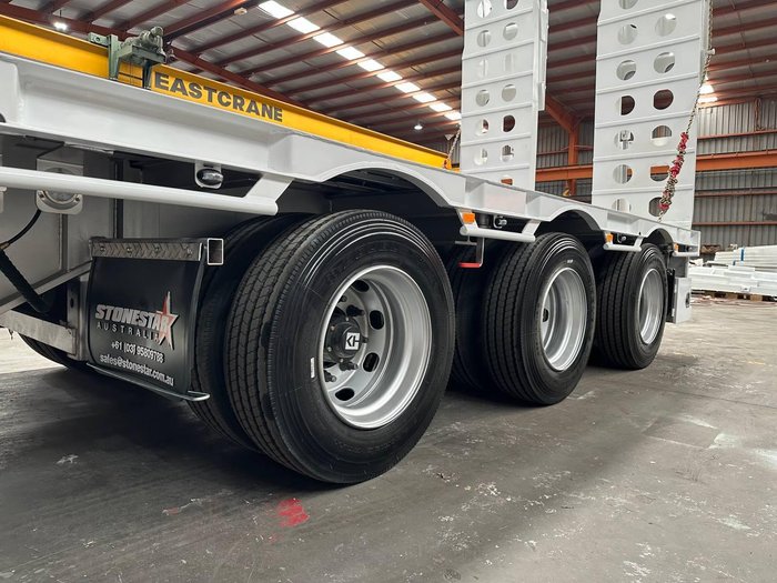 Stonestar 19.5 Axle Drop Deck